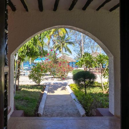 F-Zeen Boutique Hotel Zanzibar Uroa Esterno foto