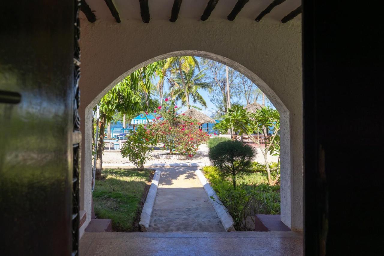 F-Zeen Boutique Hotel Zanzibar Uroa Esterno foto